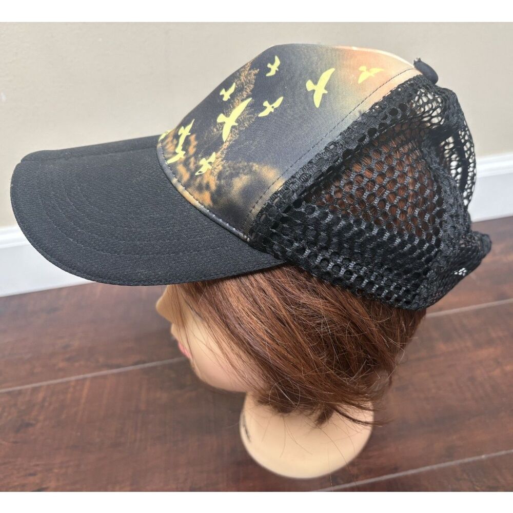 Oiselle Golden Birds Runner Trucker Hat NWOT Packable Mountain Landscape Cap - Picture 3 of 9